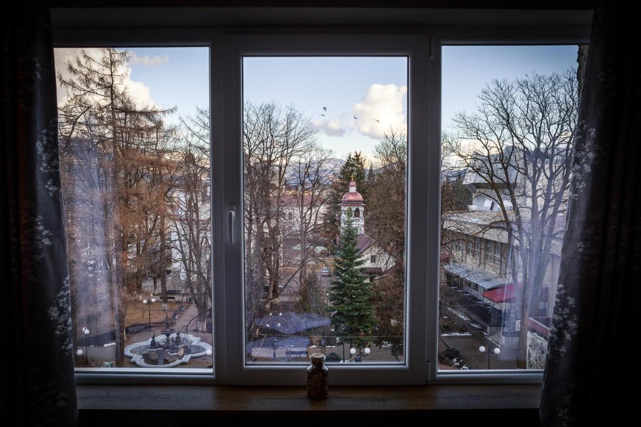 Exquisite 3 Room Apartment In The Heart Of Thetown Câmpulung Moldovenesc Exterior foto